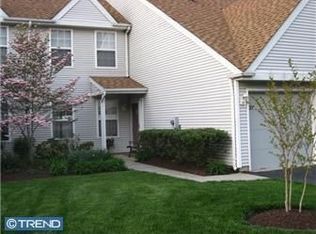 127 Birch Hollow Dr, Bordentown, NJ 08505