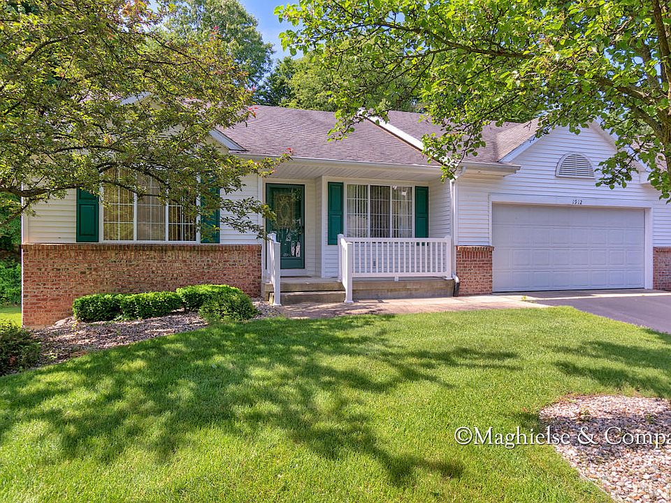 1st image of 1912 Jack Pine Ct #9