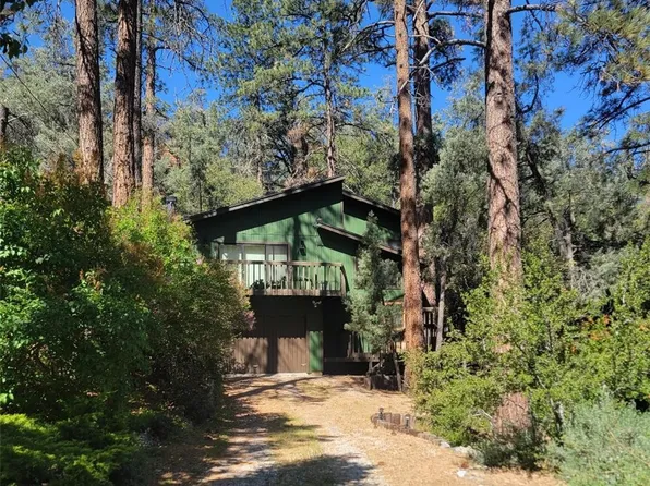 2033 Symonds Dr, Pine Mountain Club, CA 93222