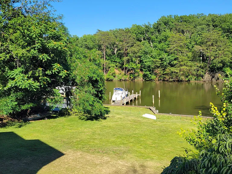 174 Acton Rd — Photo 3