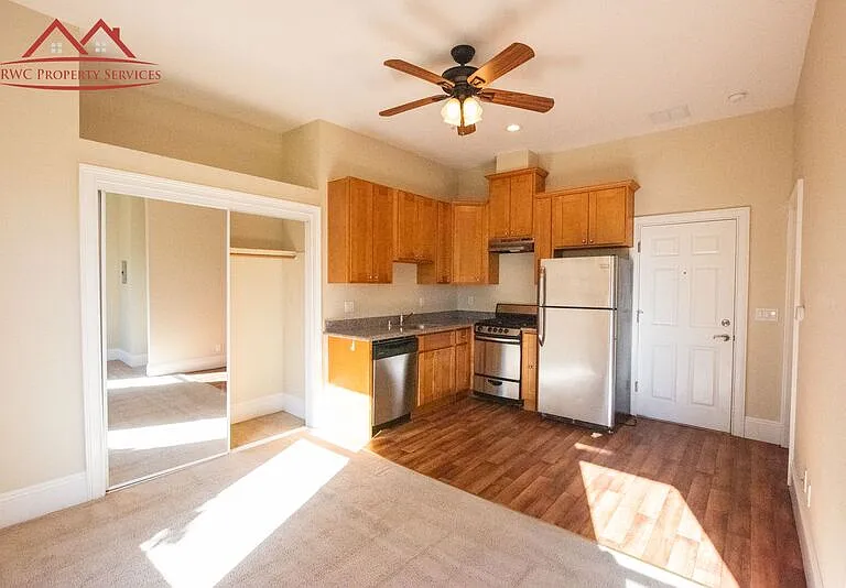 272 Washington St #6 — Photo 8