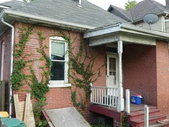 2nd image of 2315 Delmar Ave