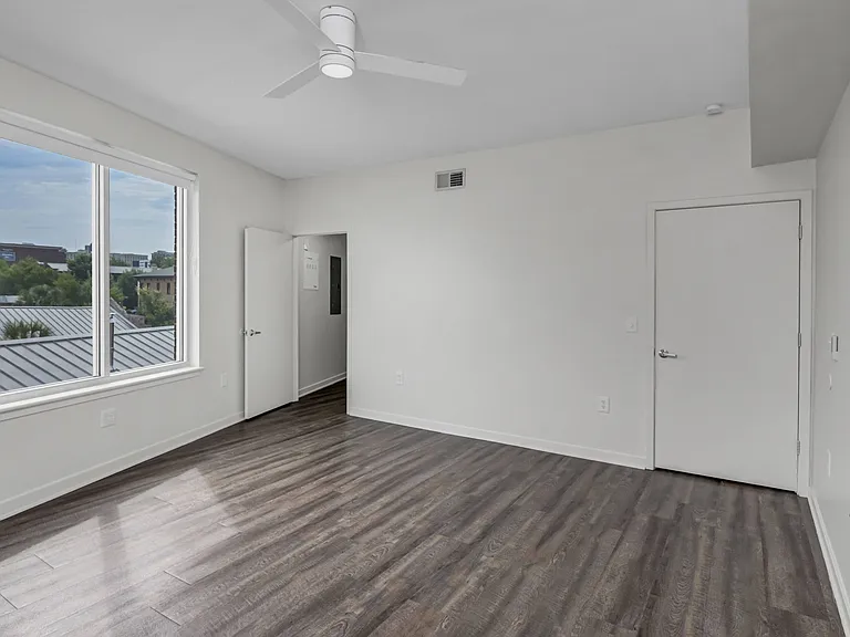 Vista Lofts — Photo 8