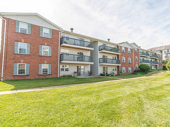 5th image of 14441 Village Green Pkwy #1309