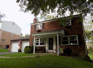 5433 N Broad St, South Park, PA 15129