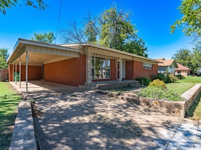 712 S Commercial Ave, Coleman, TX, 76834