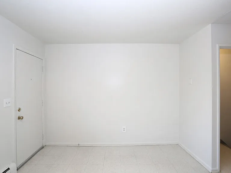 SummerHill Apartments — Photo 9