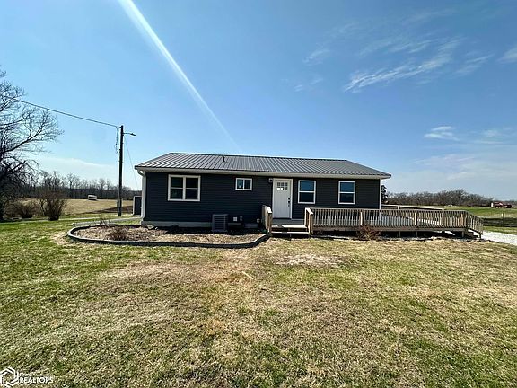 3rd image of 15762 Copperhead Rd