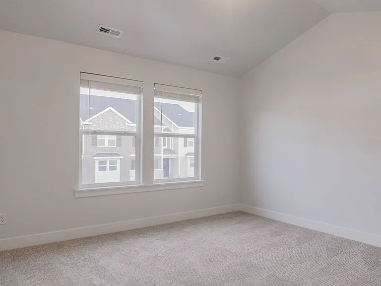 2010 N 3930 W — Photo 17