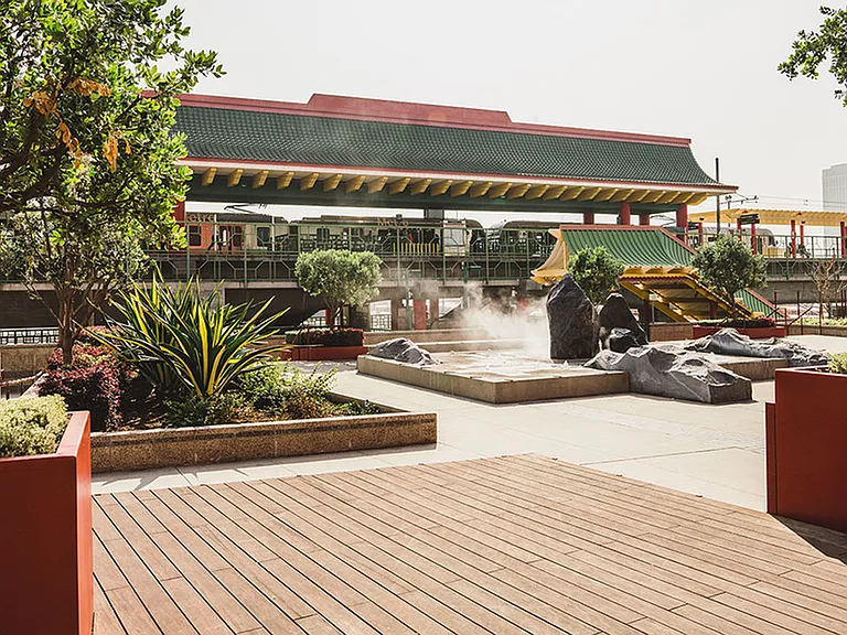 Water and fire can be found in this Zen courtyard