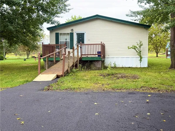 192 Ovid St Trailer 143, Seneca Falls, NY 13148