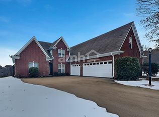 1285 Macon Hall Rd, Cordova, TN 38018