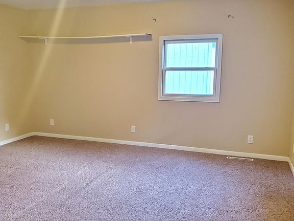 4th image of 2123 Avenue D