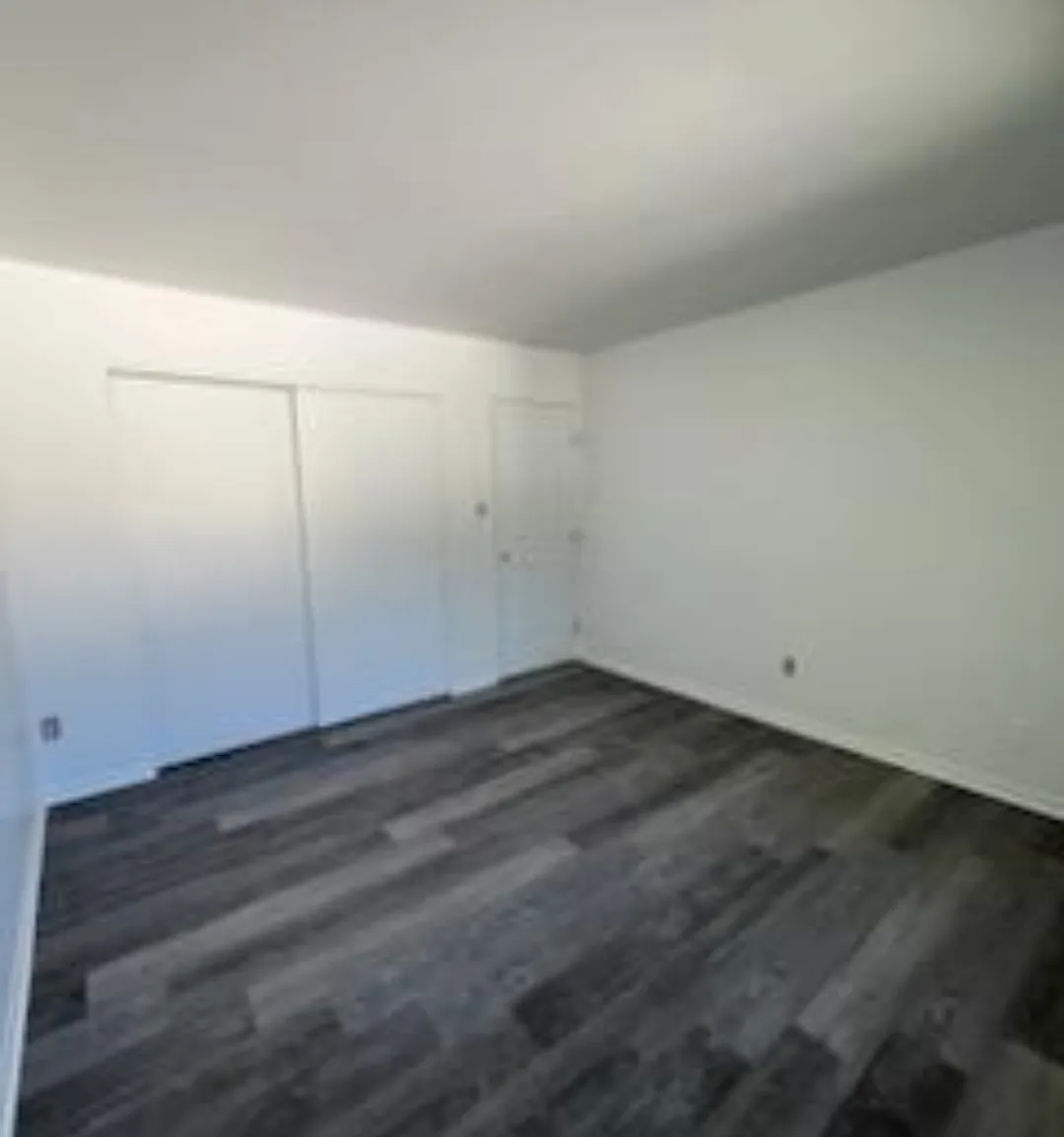 3 bed, 1.5 bath, $1,325 — Photo 1