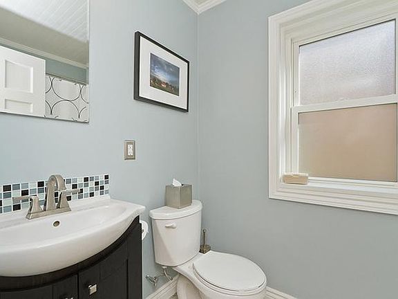 Updated Main Full Bath