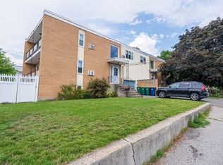 71 Silver Lake Ave #71, Newton, MA 02458