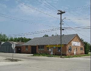 1st image of 602 E Hickory St