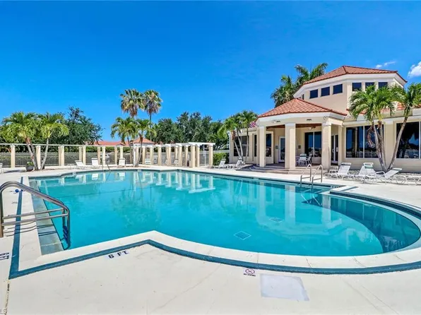 7791 Esmeralda Way L-103, Naples, FL 34109