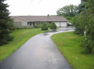 848 Best Rd, West Sand Lake, NY 12196