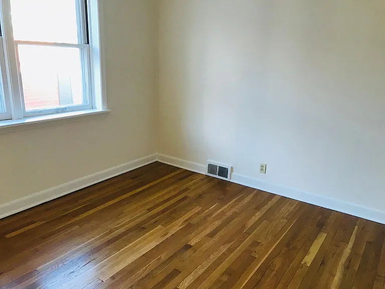 Bedroom 1 View 9ps