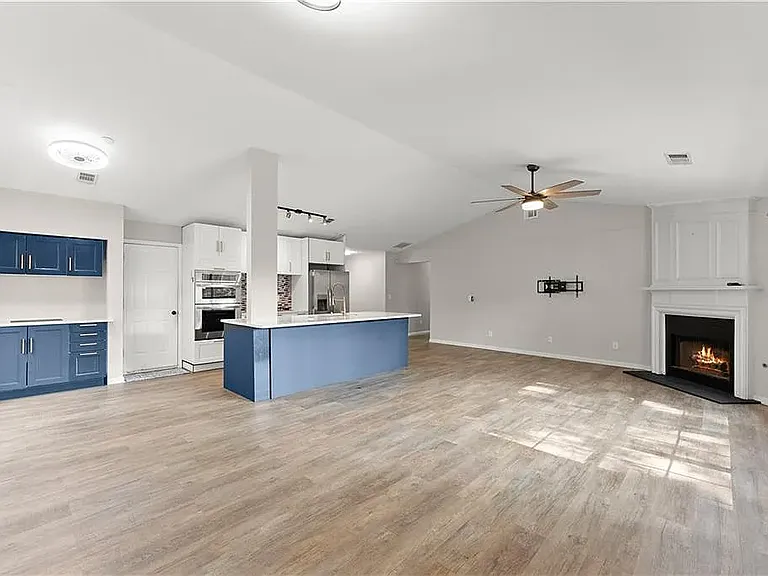 11850 Carriage Park Ln — Photo 7