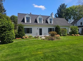 160 Commonwealth Rd, Rochester, NY 14618