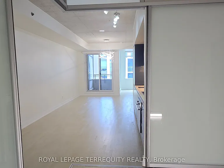 20 Gladstone Ave #502 — Photo 18