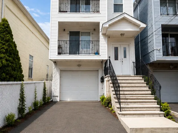 218 Fulton St #1, Elizabethport, NJ 07206