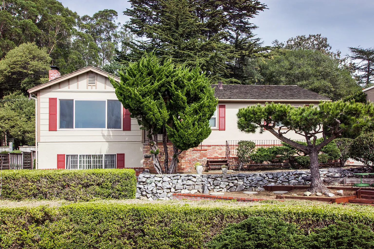 7143 Soquel Dr photo 1