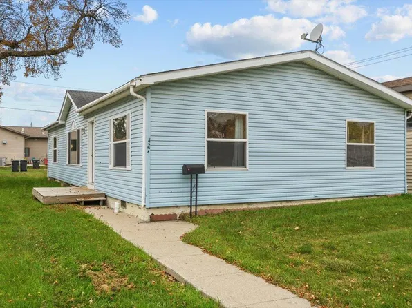 427 6th St N, Breckenridge, MN 56520