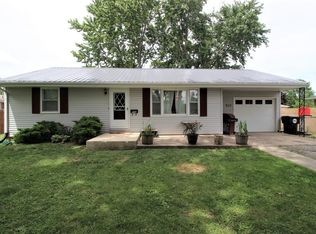 506 E North St, Le Roy, IL