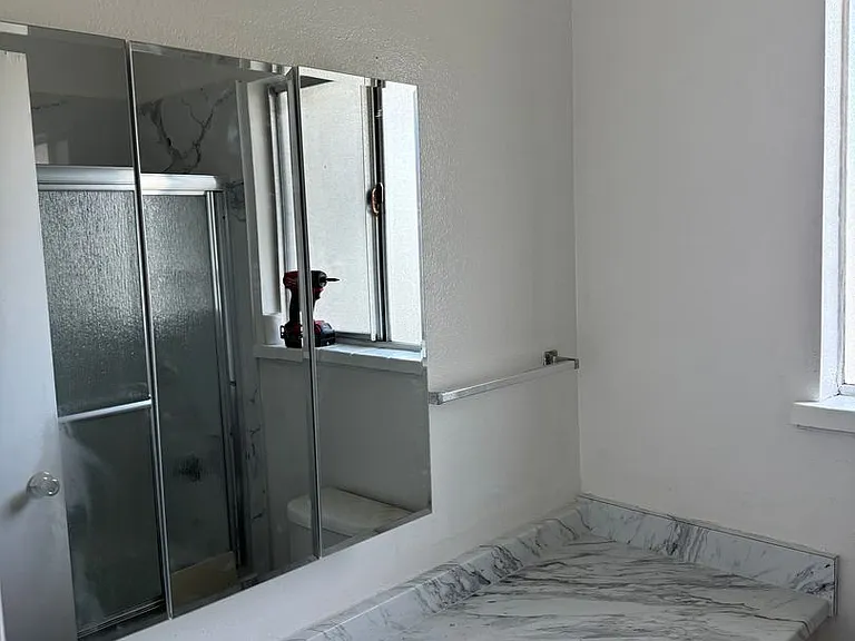 1095 Crinella Ct — Photo 7