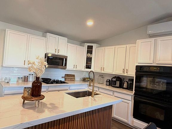 2nd image of 4950 W BETHANY HOME Road #22