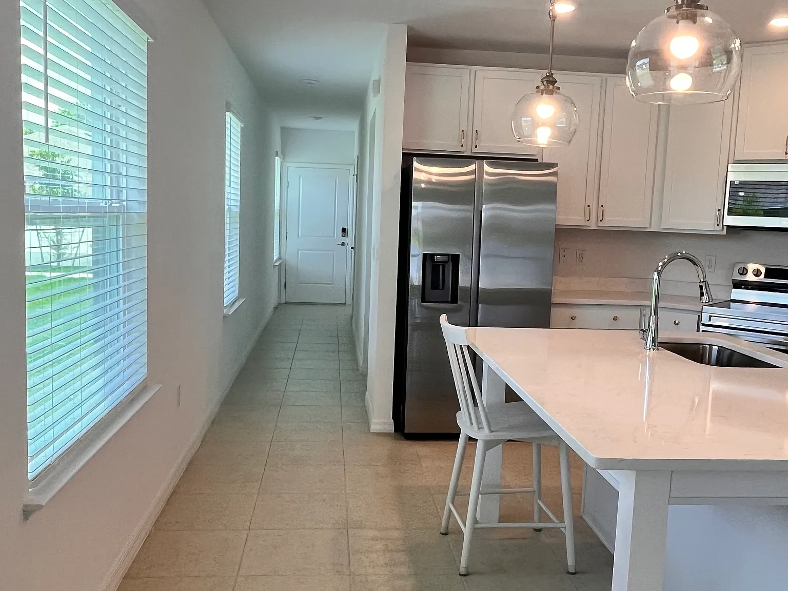 3 bed, 1680 sqft, $2,300 — Photo 4