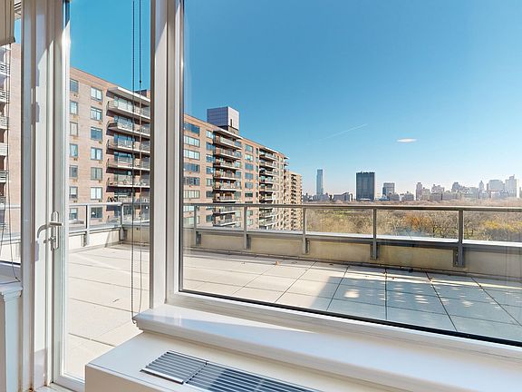 4th image of 795 Columbus Ave APT 12C