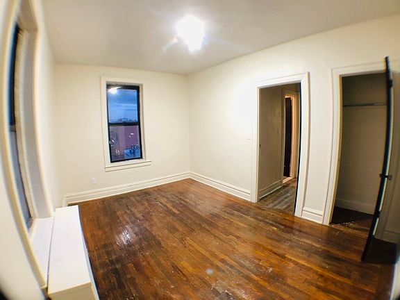 4th image of 649 51st St APT 4D