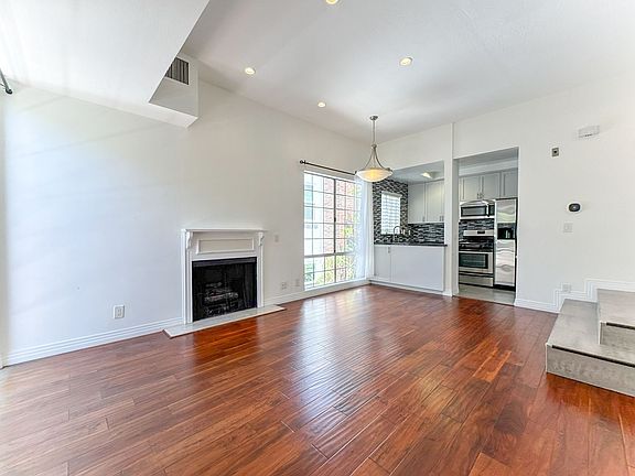 2nd image of 1733 Malcolm Ave APT 7