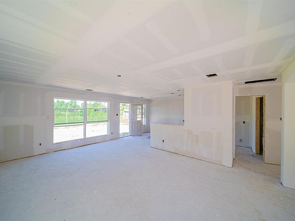3rd image of 16931 Wellington Forest Ln
