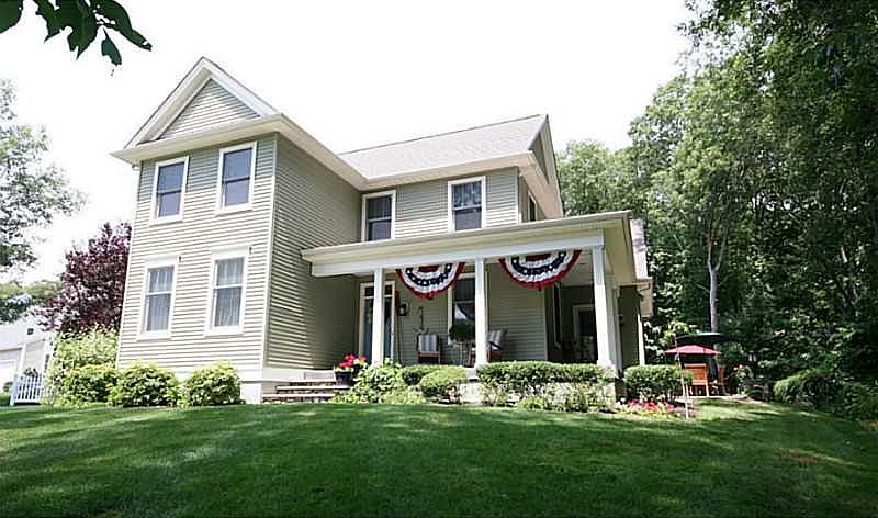 1st image of 60 Julia Ct