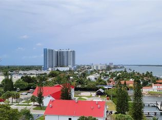 3040 Lake Shore Dr PENTHOUSE 2, West Palm Beach, FL 33404