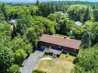 62 Johnson Ave, Lake Placid, NY 12946