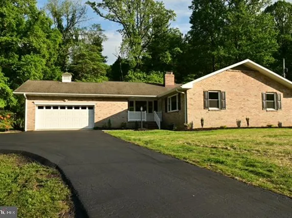 520 Hopkins Bridge Rd, Newark, DE 19711