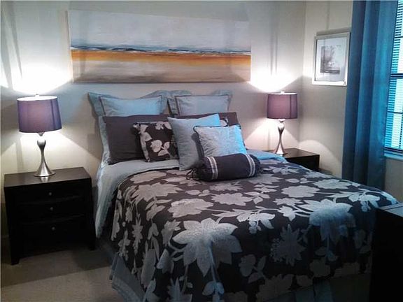 4th image of 390 City View Dr