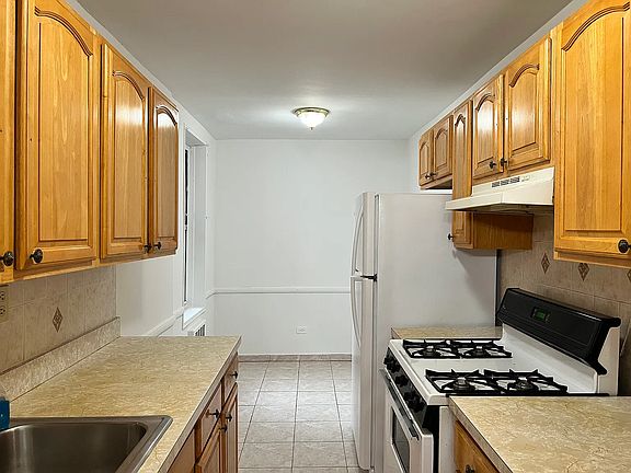 4th image of 33-45 92nd St APT 5K