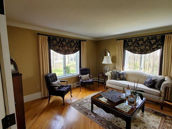 5th image of 32 NOR'EAST Drive