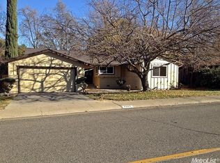 6207 Hilltop Dr, Carmichael, CA 95608