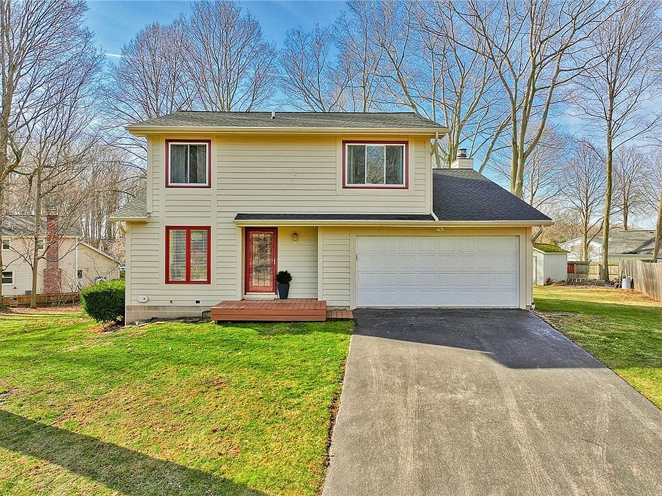 1st image of 7 Todd Ln