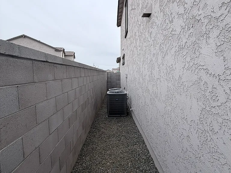 24172 W Raymond St — Photo 64