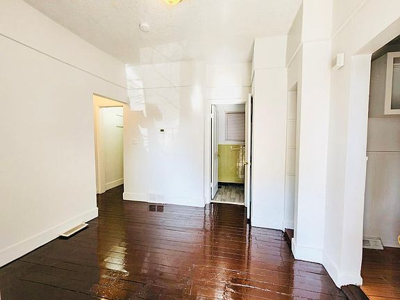 5th image of 322 Pennsylvania St #2