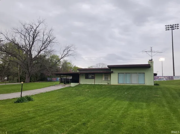 2203 S Valley Ave, Marion, IN 46953